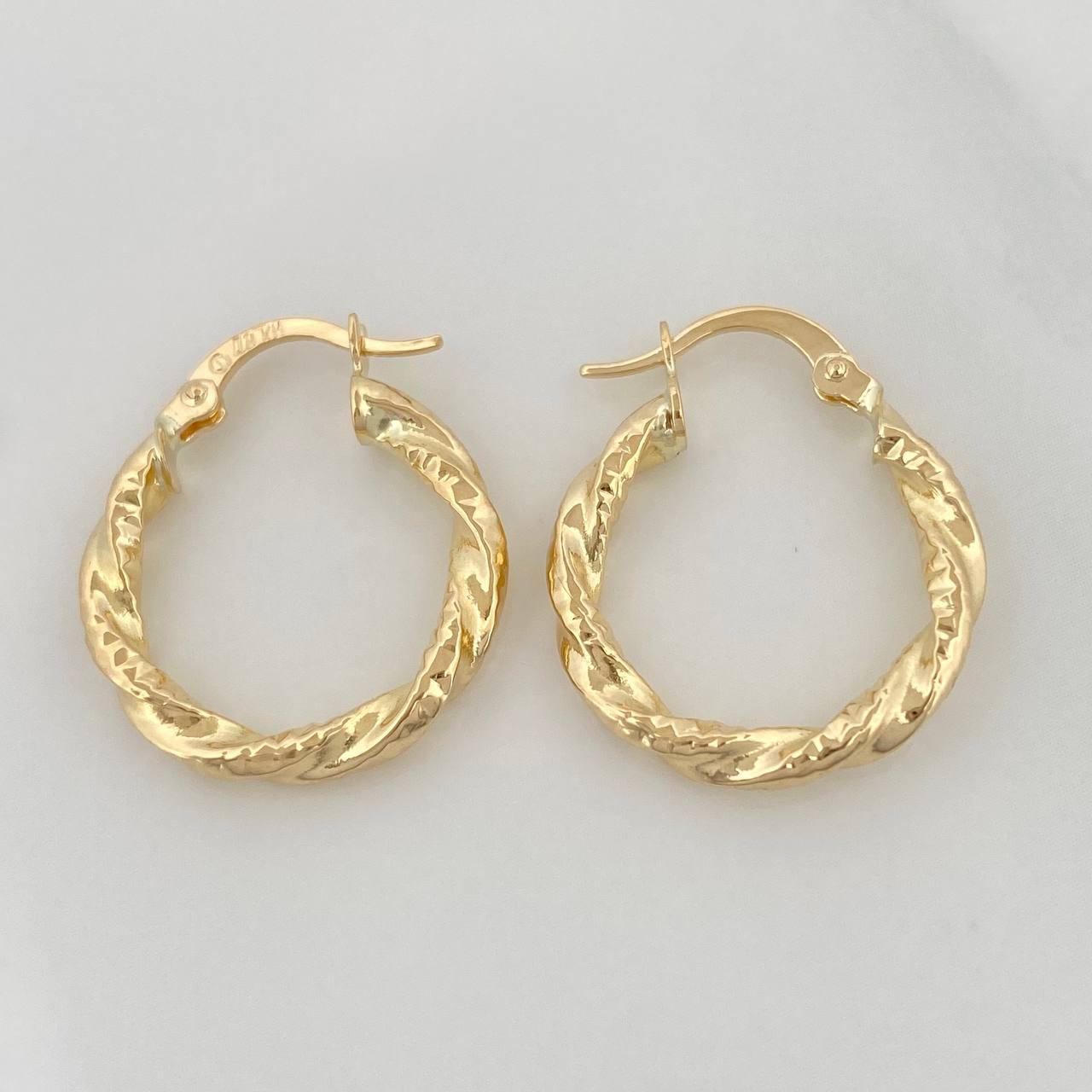 Candongas Jiah 1.9 g / 2.3 cm Oro Amarillo 18K