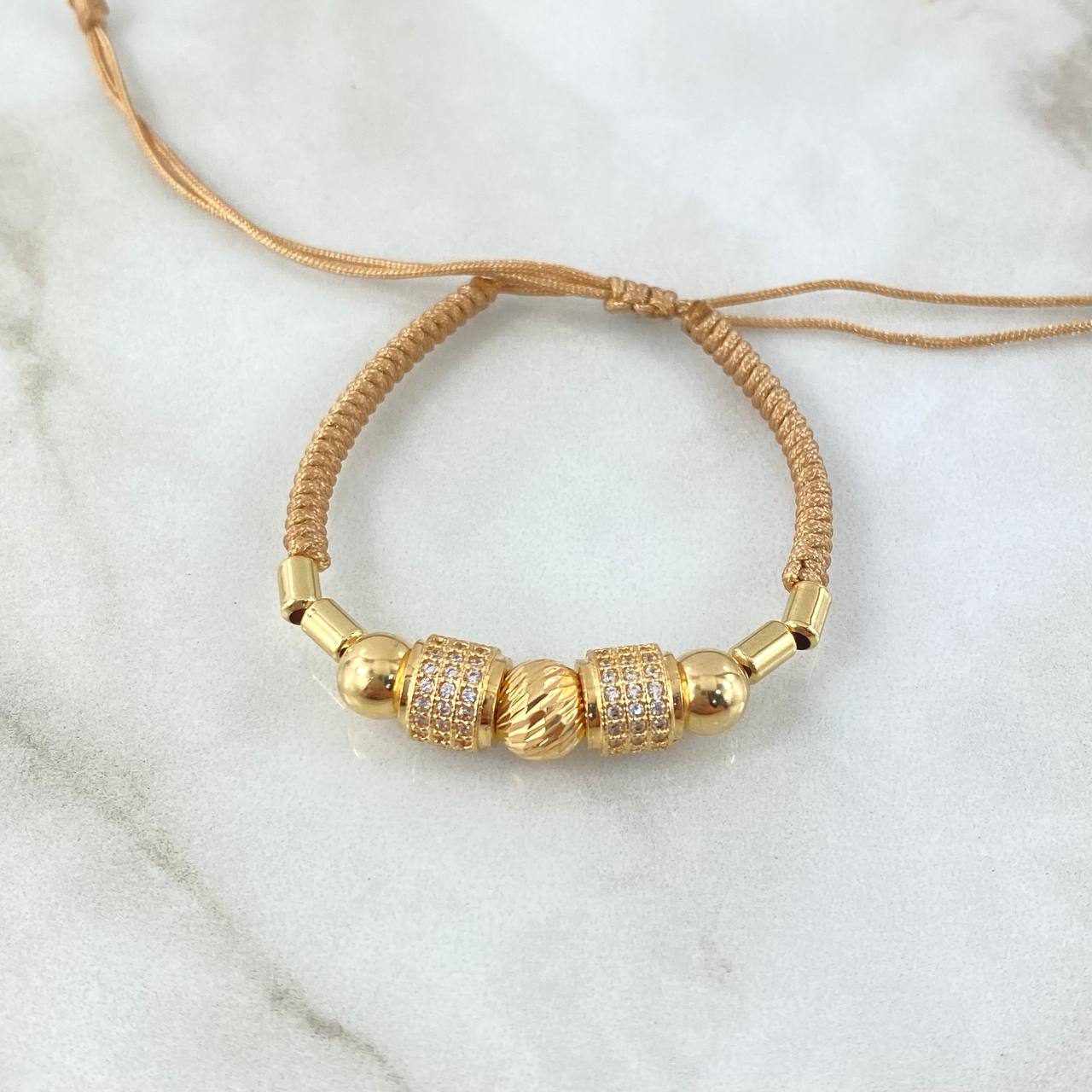 Pulsera Caqui Cilindros de Fuego 4gr / 5mm-6mm Bola Diamantadas Lisas Cilindro 7und Circones Blancos Oro Amarillo 18K