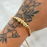 Pulsera Caqui Cilindros de Fuego 4gr / 5mm-6mm Bola Diamantadas Lisas Cilindro 7und Circones Blancos Oro Amarillo 18K