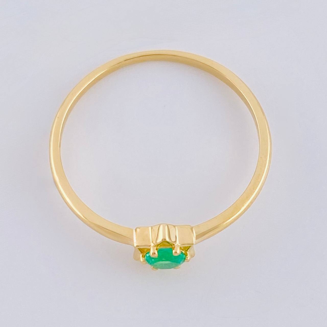 Anillo Flor Estrellado 1.35 g / T7 Oro Amarillo 18K