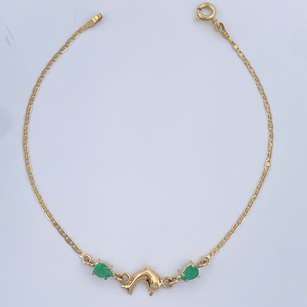 Pulso Escalera Plana Delfin Esmeralda 1.35gr / 18cm / Oro Amarillo 18K %