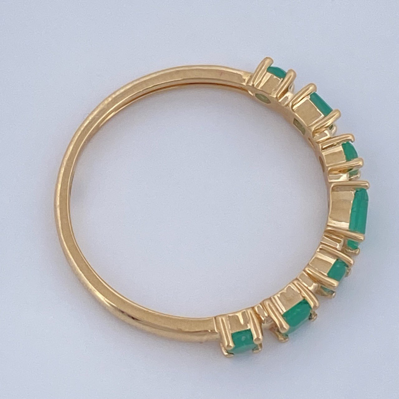 Anillo Churumbela Figuras Esmeralda 2gr / T6 3/4 / Oro Amarillo 18K %