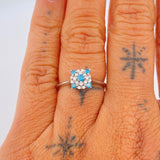 Anillo Flor De Nieve Diamante 2.2gr / T6 1/4 / Oro Blanco 18K %