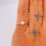 Anillo Flor Diamante 1.2gr / T5 1/2 / Dos Oros Amarillo Blanco 18K +