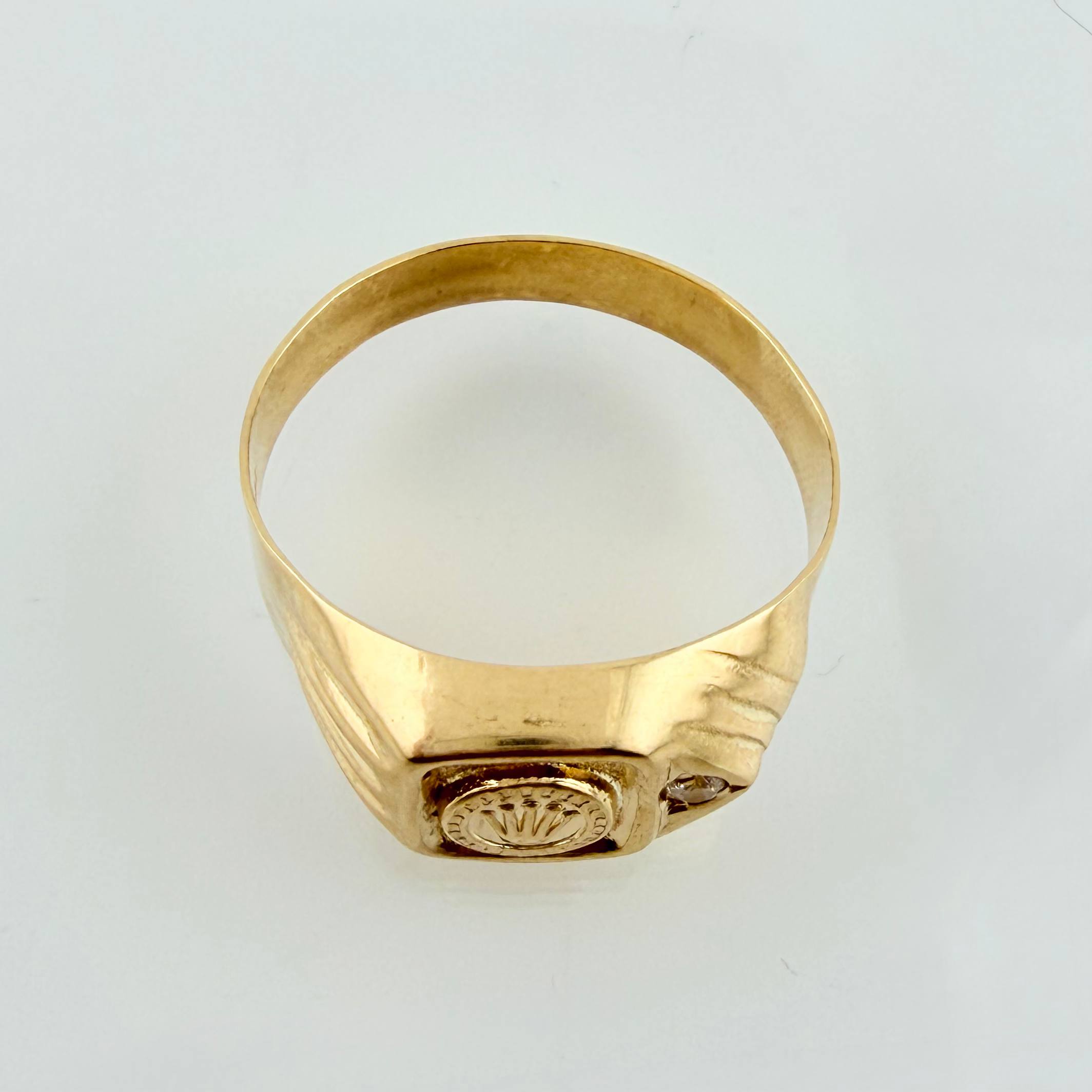 Anillo Corona Chispa Lateral 3.25gr / T9 1/4 / Oro Amarillo 18K ©
