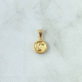 Dije Letra J  0.4gr / 1.5cm / Circulo Mate - Cargador Bordeado Oro Amarillo 18K *