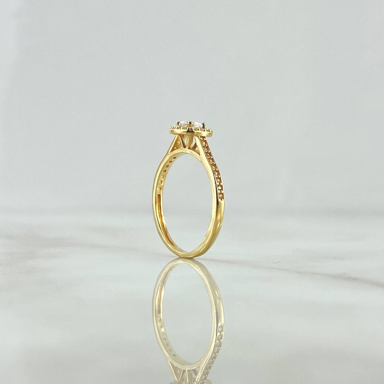 Anillo Solitario Halo Tupido 2.05gr / T6 / Circones Blancos Oro Amarillo 18K *
