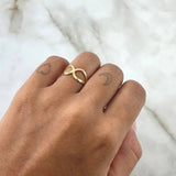 Anillo Lazos Cruzados 2.35gr / T6 / Liso Oro Amarillo 18K *
