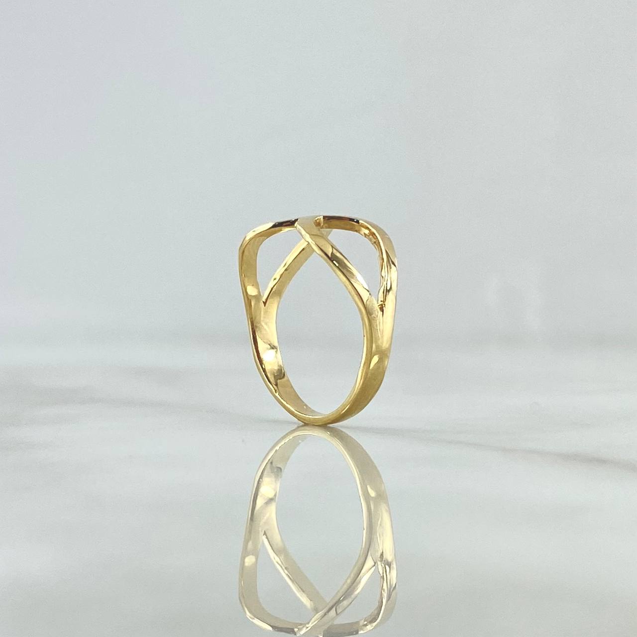 Anillo Lazos Cruzados 2.35gr / T6 / Liso Oro Amarillo 18K *