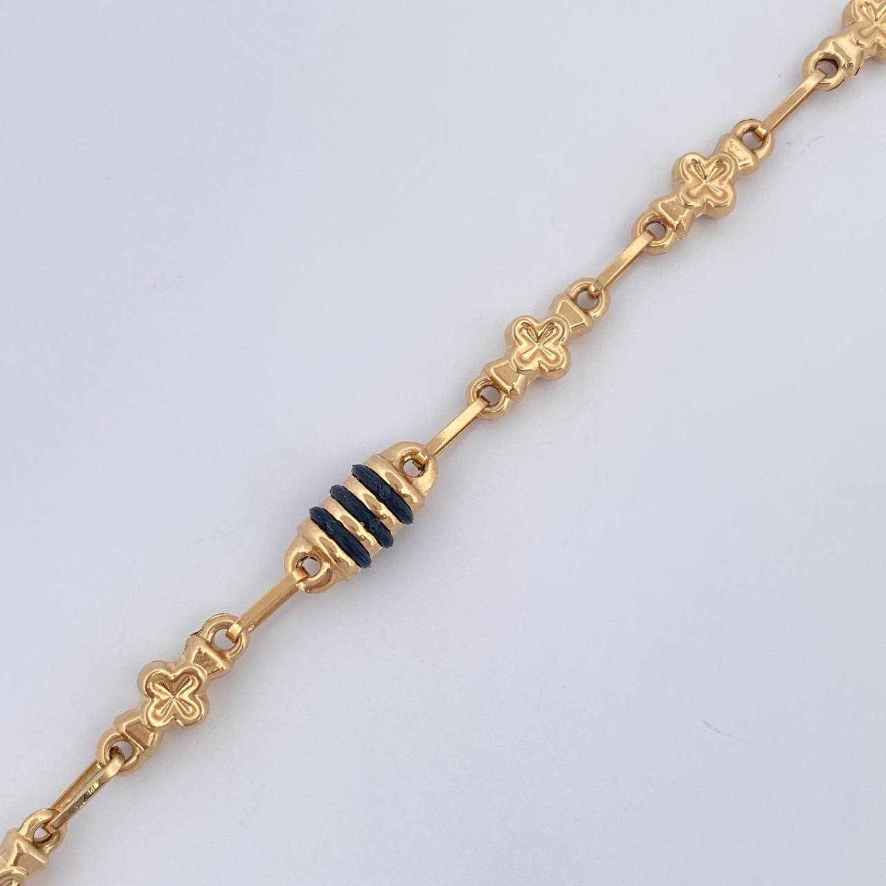 Pulso Rustico Flores 4.4gr / 21cm / Oro 18K $