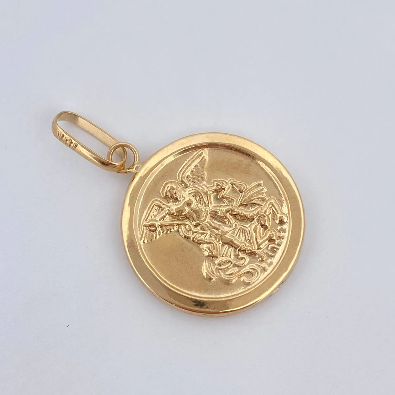 Dije Circulo San Miguel Arcangel 1.35 g / 2.8 cm Oro Amarillo 18K