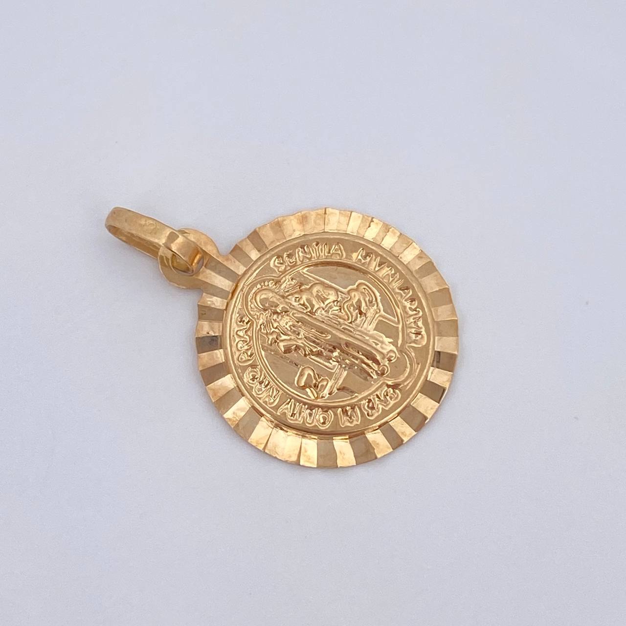 Dije San Benito 1.55gr / 2cm / Oro 18K $