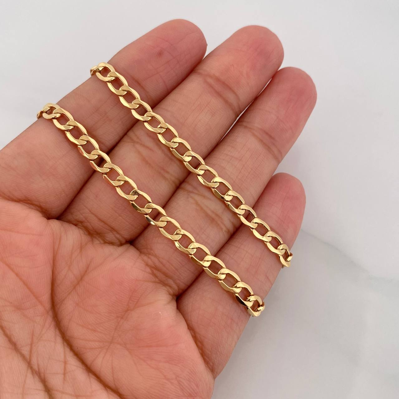 Cadena Cubana 8.85g / 60cm / 4.21mm Oro Amarillo 18K
