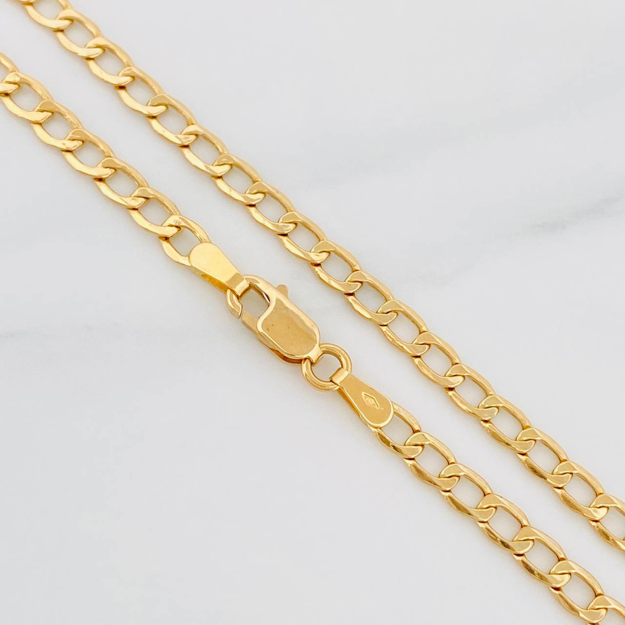 Cadena Cubana 5.35g / 60cm / 3.44mm Oro Amarillo 18K