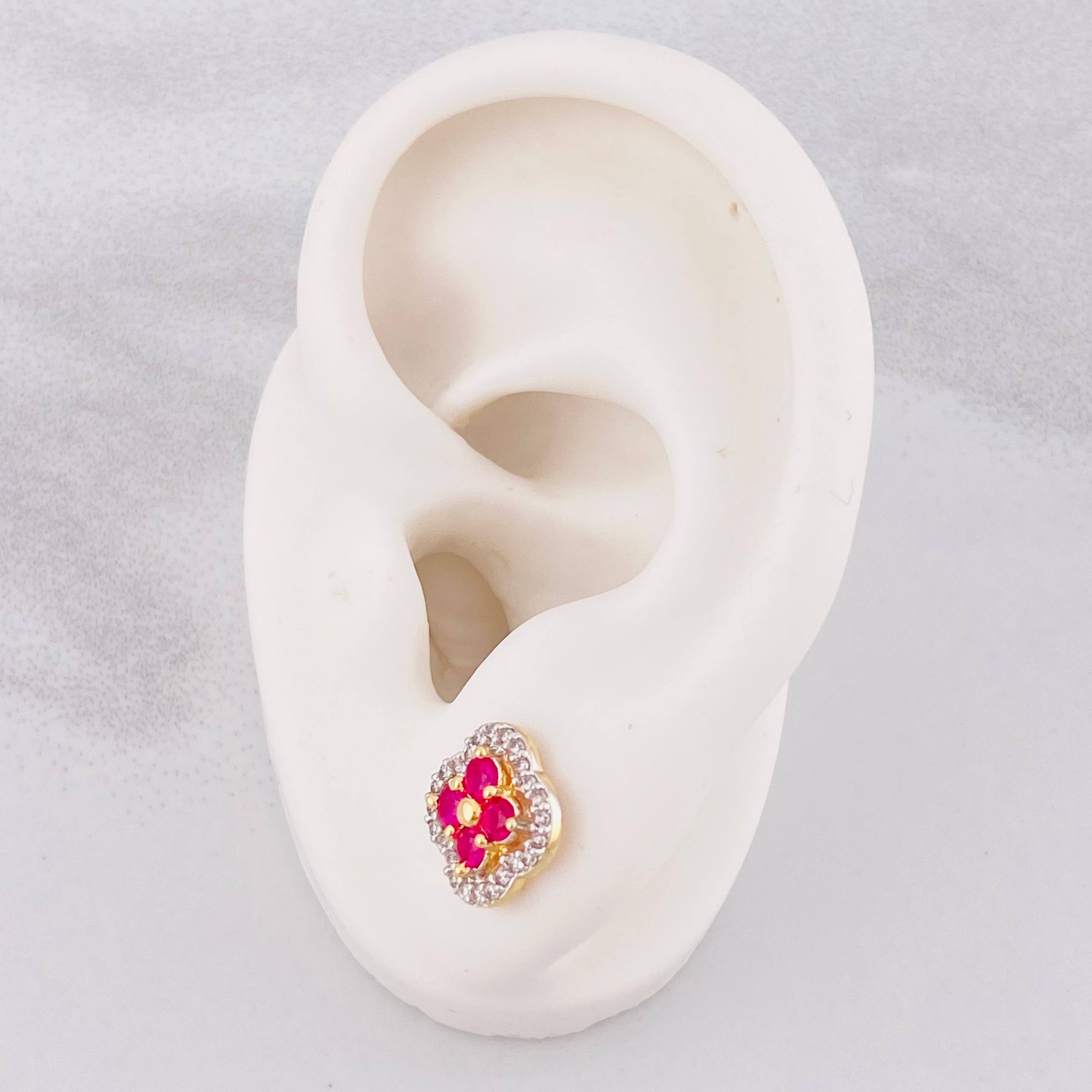 Topos Trébol 2.5g / 9.7mm Oro Amarillo 18K