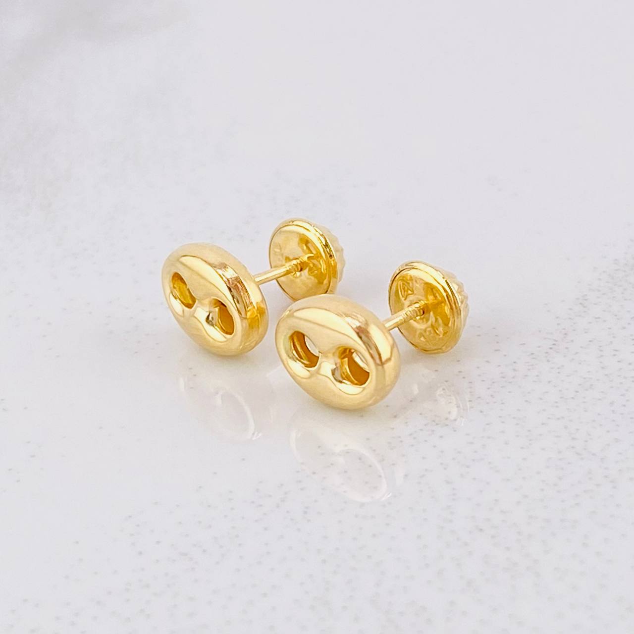 Topos GC 0.65g / 6.6mm Oro Amarillo 18K