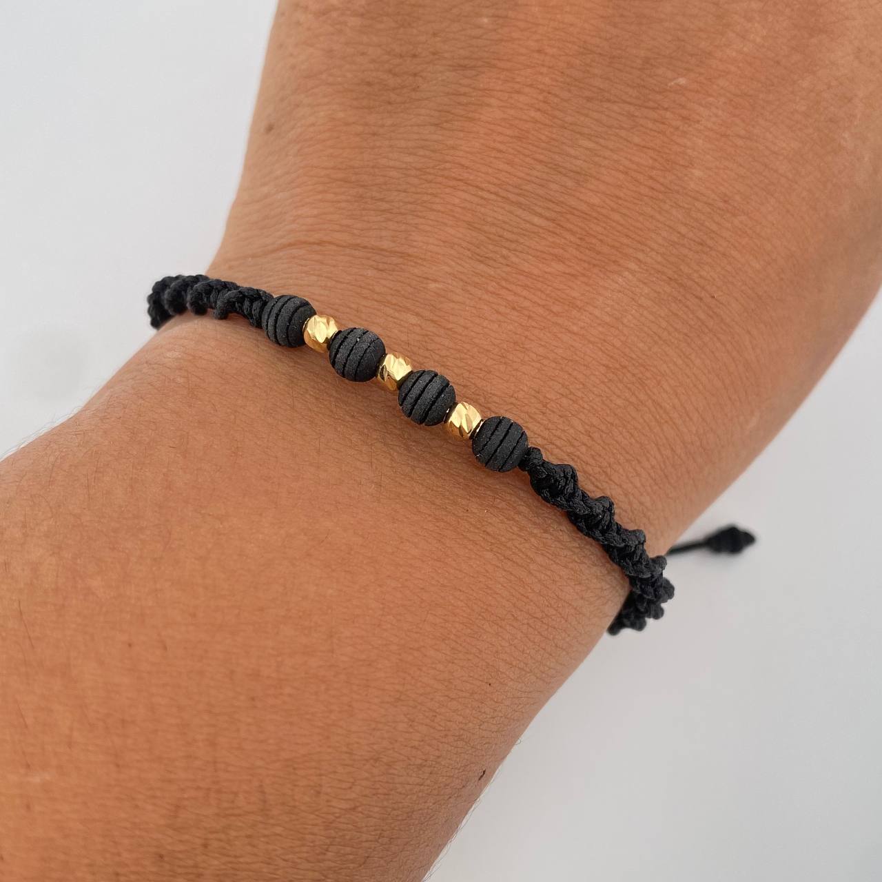Pulsera Negra 0.25gr / 3mm Bolas Diamantadas Neoprenos Oro Amarillo 18K (A.C)