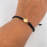 Pulsera Negra Letra F 0.4gr / Oro Amarillo 18K &