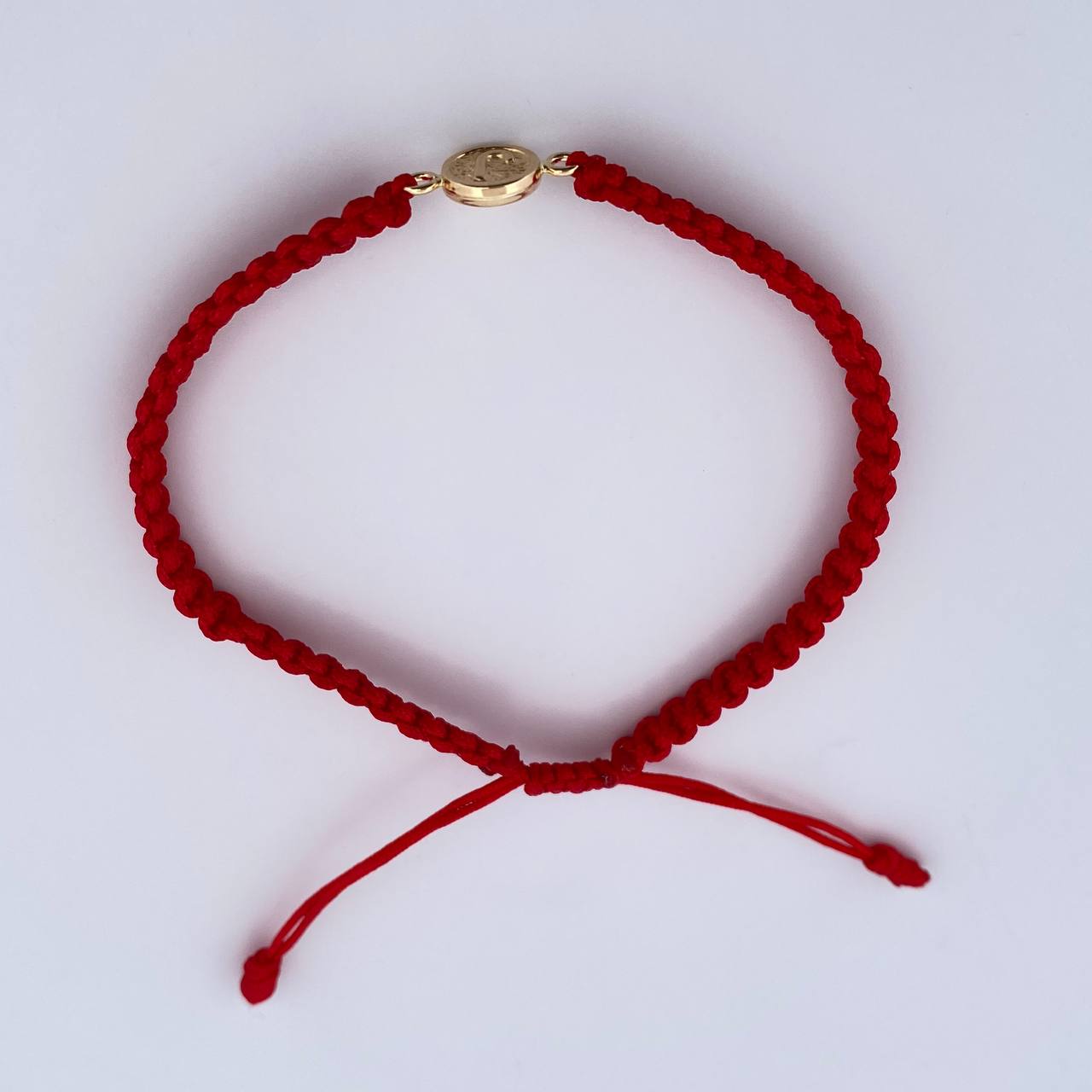 Pulsera Roja Letra J 0.4gr / Oro Amarillo 18K &