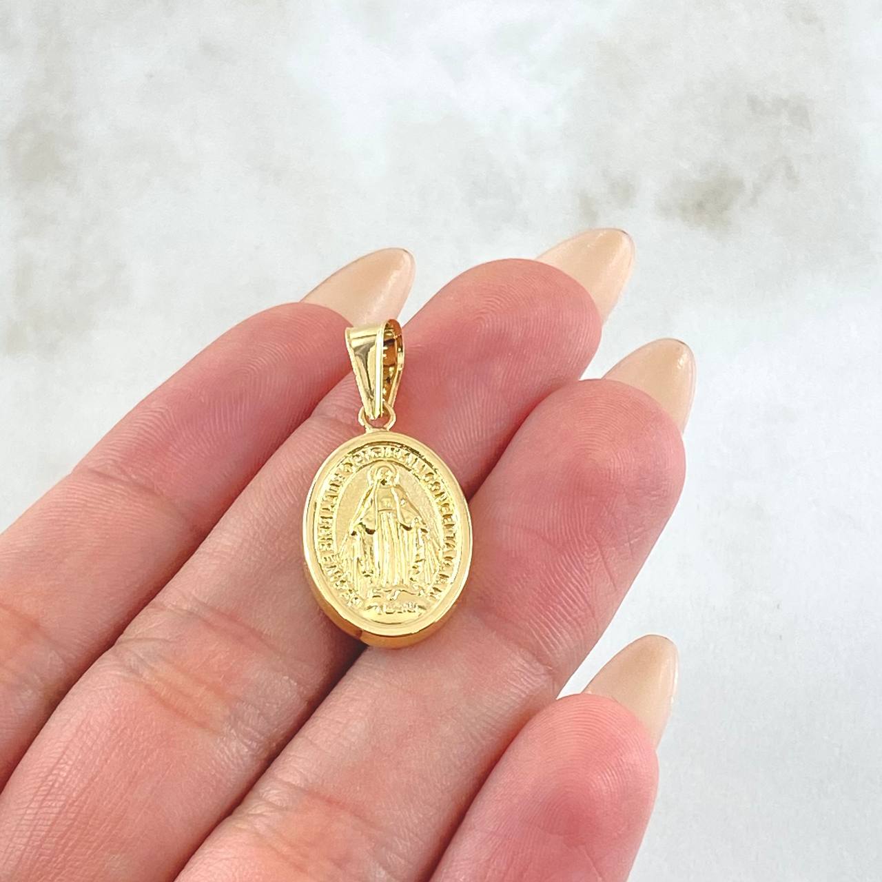 Dije Virgen Milagrosa 1.55gr / 2.8cm / Oro Amarillo 18K ©