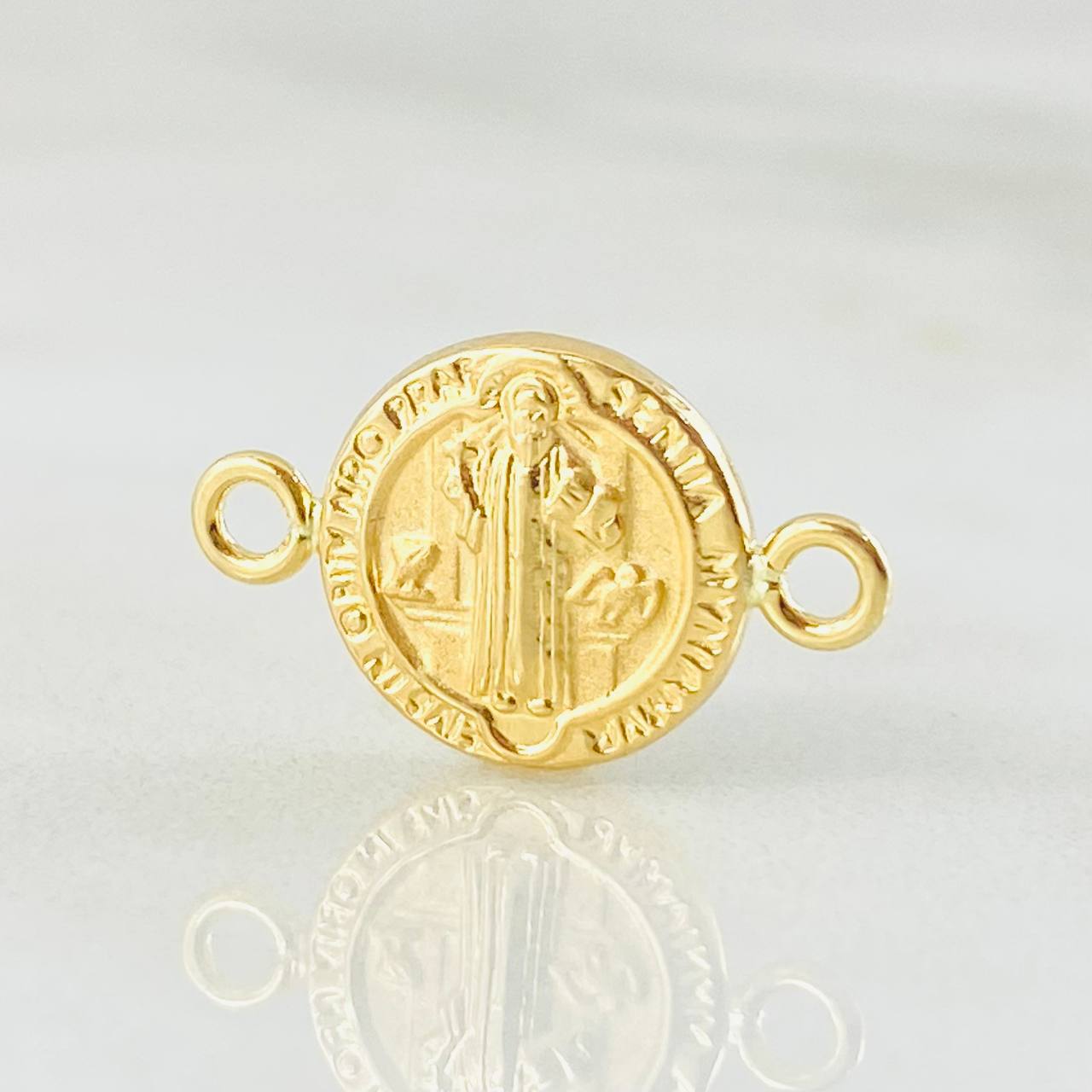 Herraje San Benito 0.55gr / 1.6cm / Oro Amarillo 18K ©