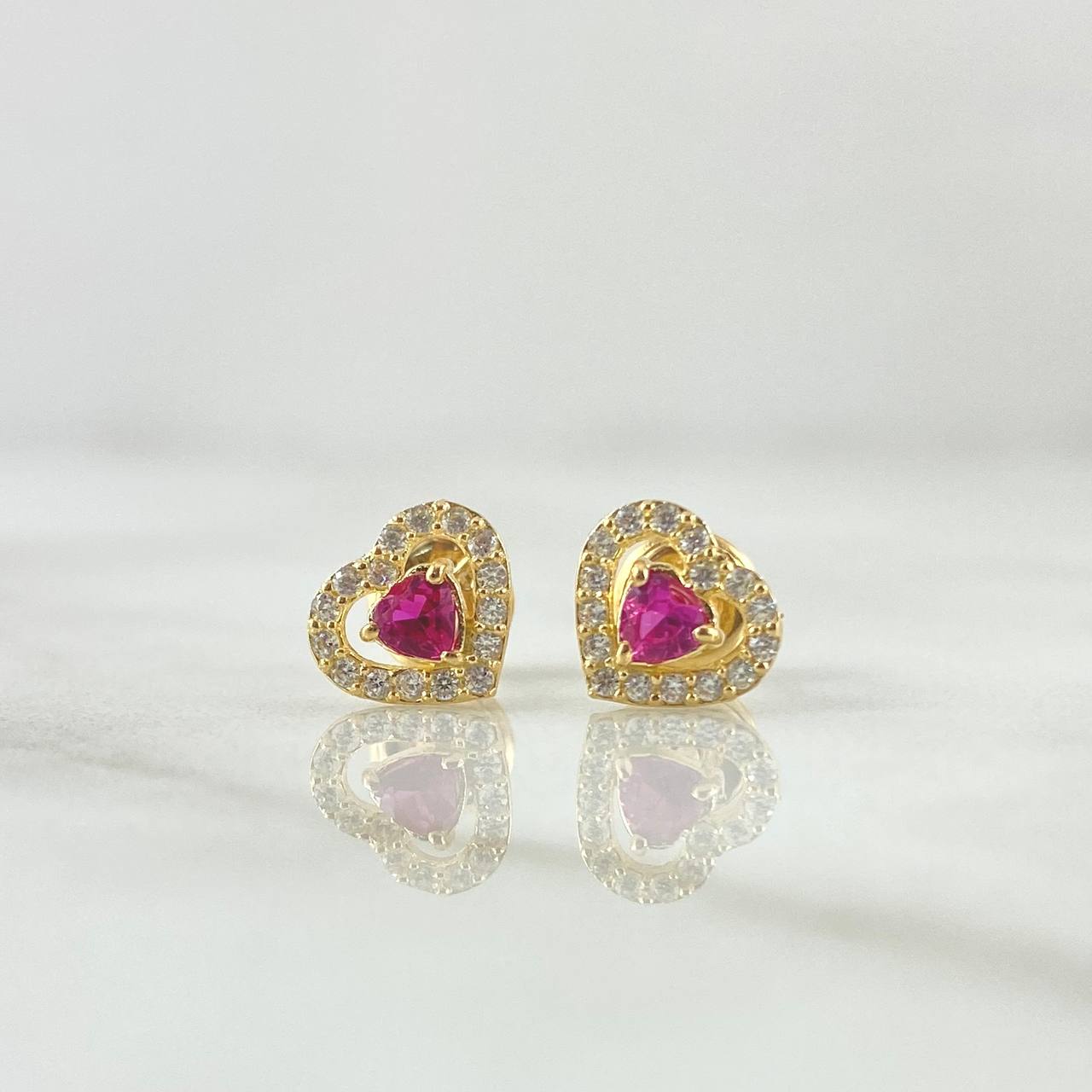 Topos Corazon 1.05gr / 7mm Circones Blancos Fucsia  Oro Amarillo 18K