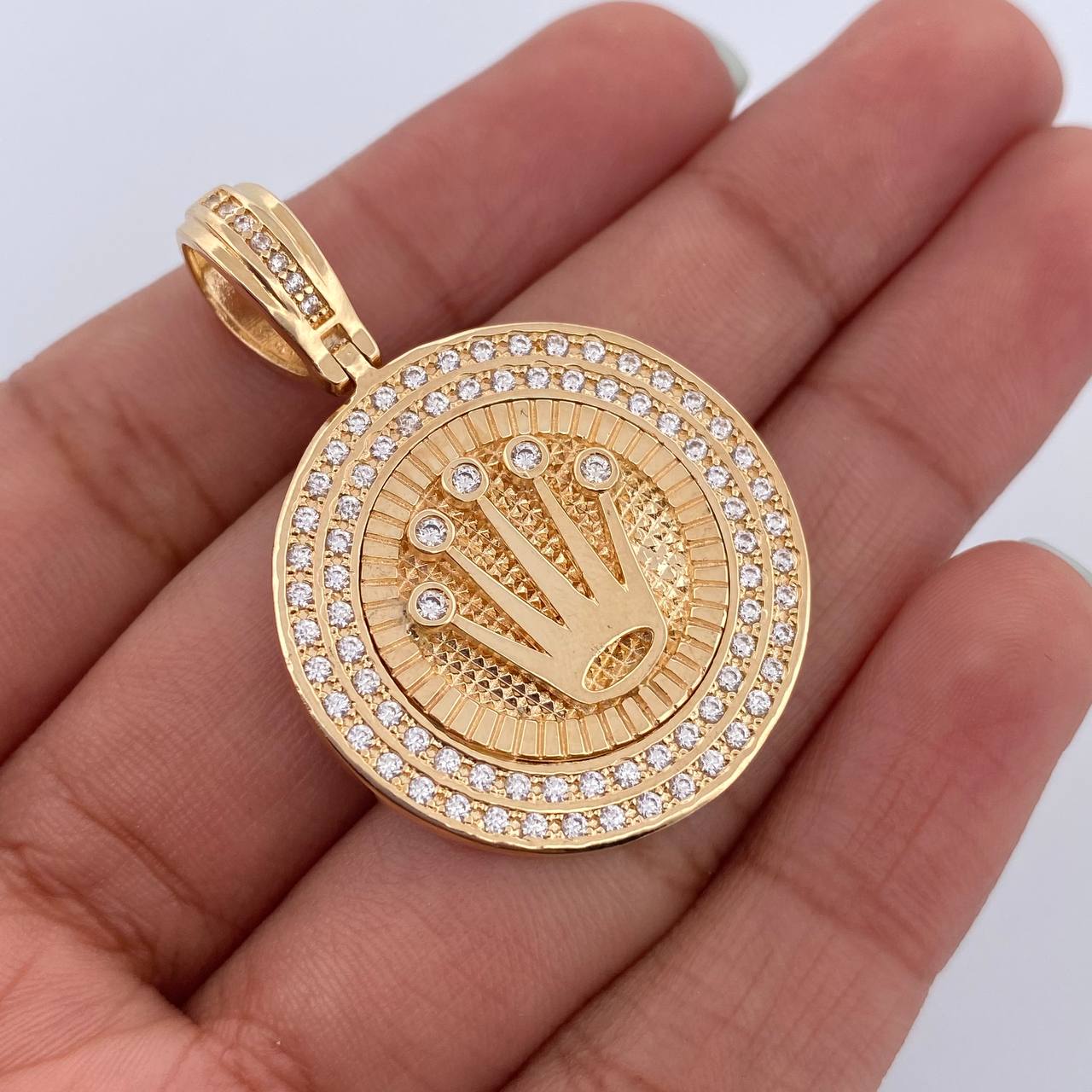 Dije Medalla Corona RX 8.35gr / 3.8cm / Oro 18K $