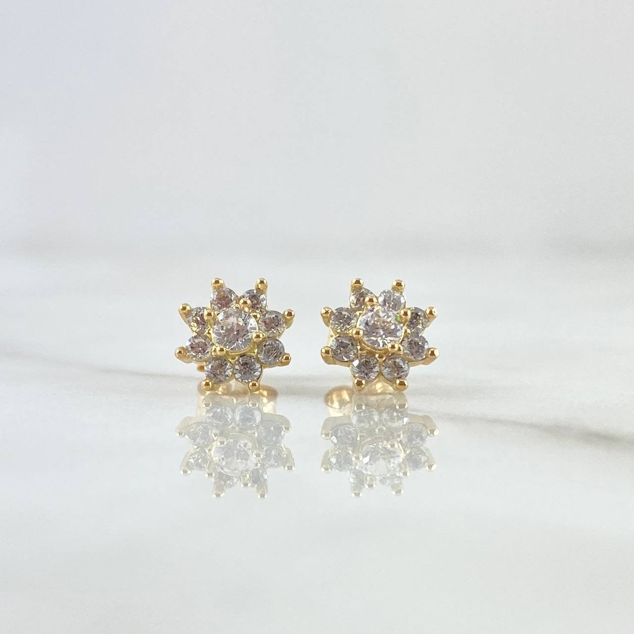 Topos Narciso 1.75gr / 8mm Circones Blancos Oro Amarillo 18K *