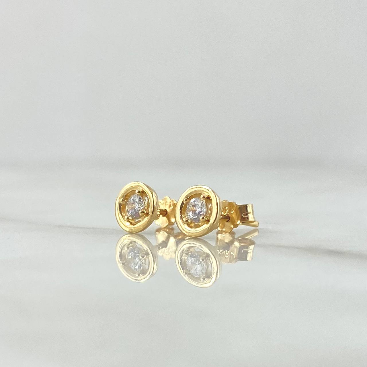 Topos Solitario En Aro Cuatro Garras 1.6gr / 6mm Circon Blanco Oro Amarillo 18K *