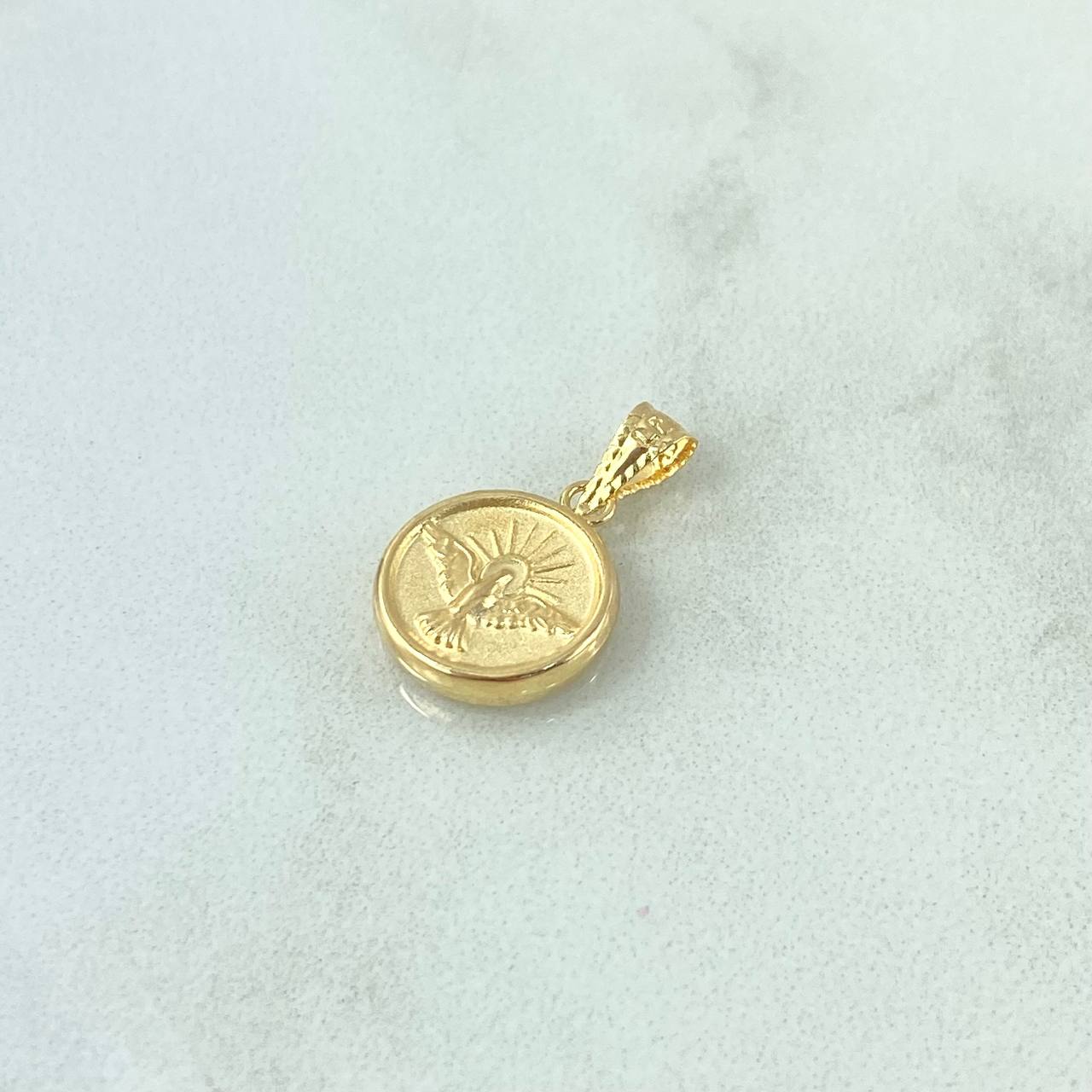 Dije Espiritu Santo Medalla Troquelada 0.6gr / 1.9cm / Mate Liso Cargador Bordeado Oro Amarillo 18K