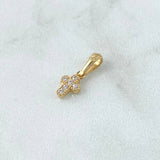 Dije Cruz Mini Basteada 0.55gr / 1.7cm / Circones Blancos Oro Amarillo 18K *