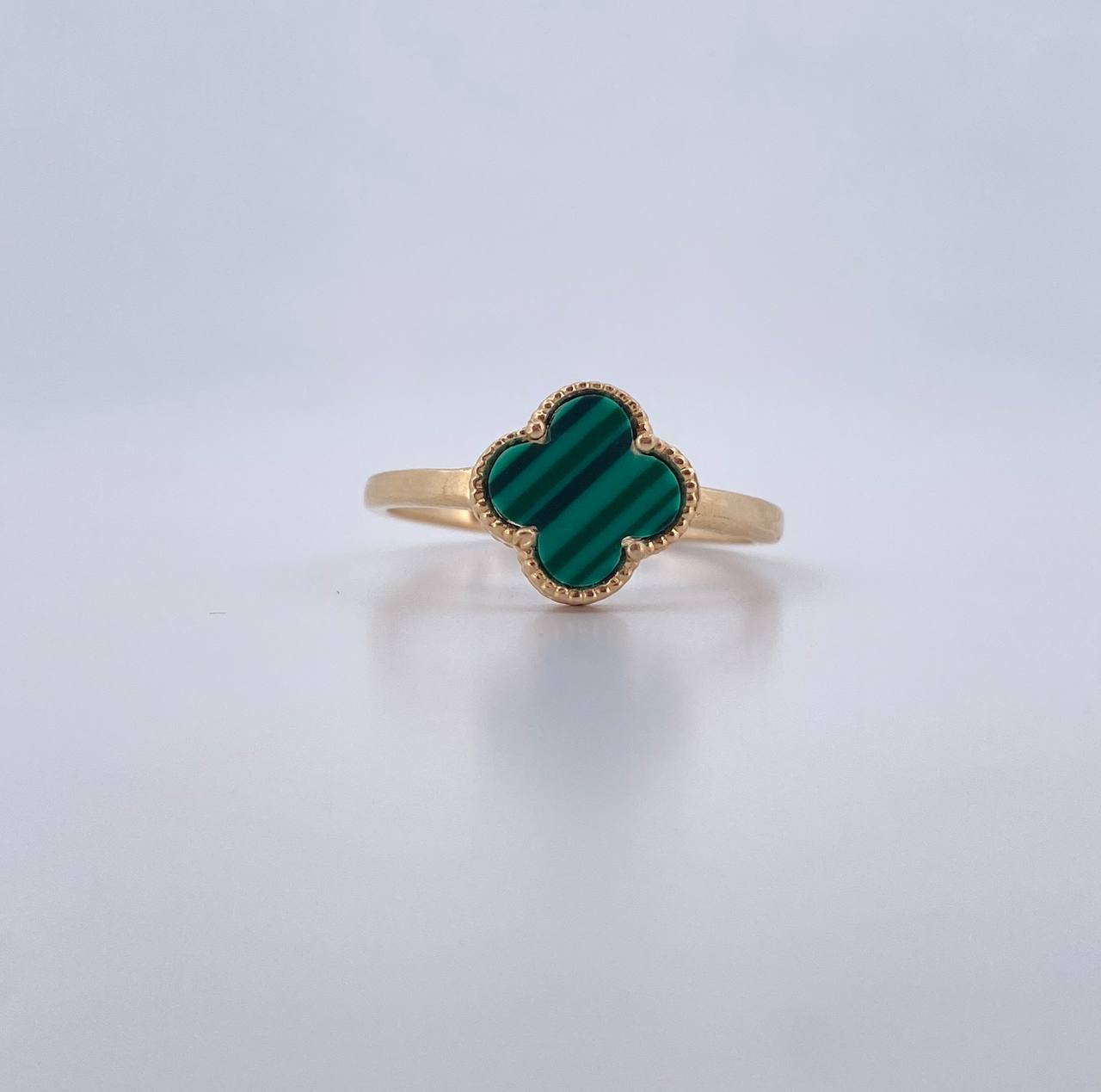 Anillo Trebol 1.95gr / T7 / Malaquita Verde Oro Amarillo 18K $
