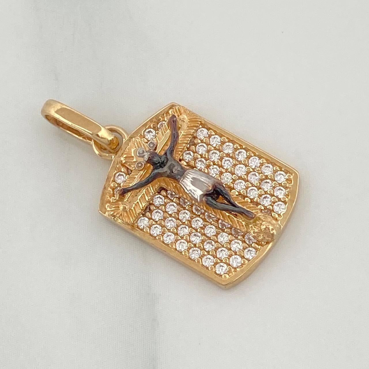 Dije Placa Cruz Cristo Milagroso De Buga 2.6 g / 2.2 cm Tres Oros 18K