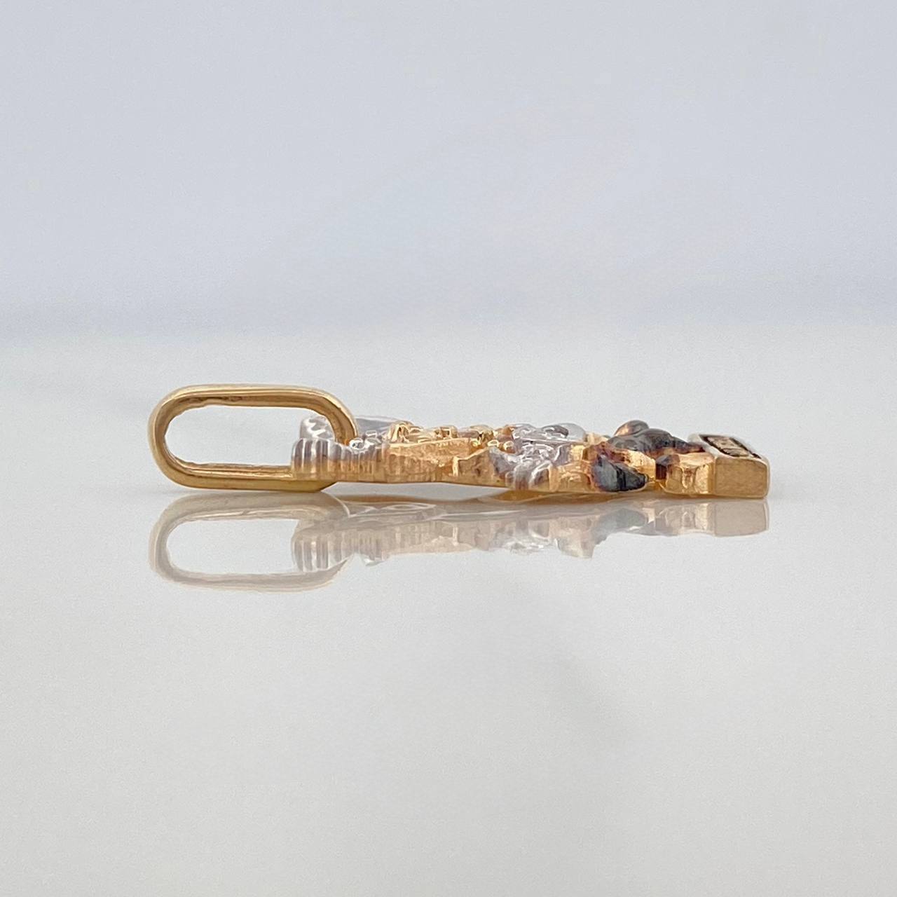 Dije San Miguel Arcangel 1.5 g / 2 cm Tres Oros 18K