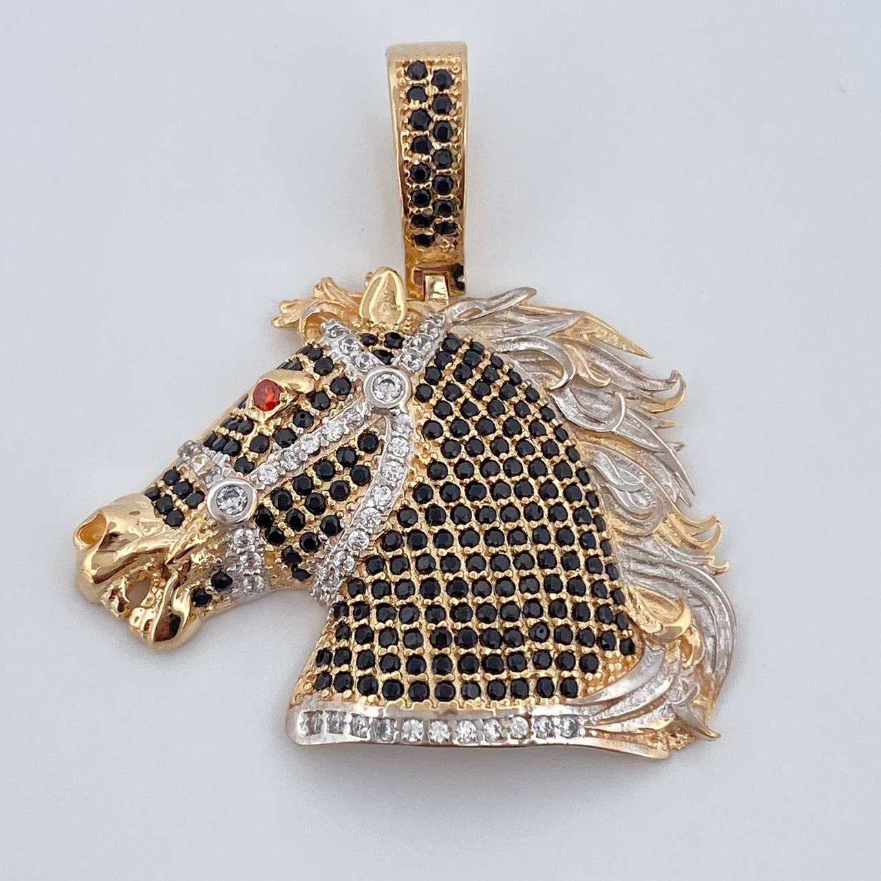 Dije Caballo 7.7gr / 3.6cm / Oro 18K $