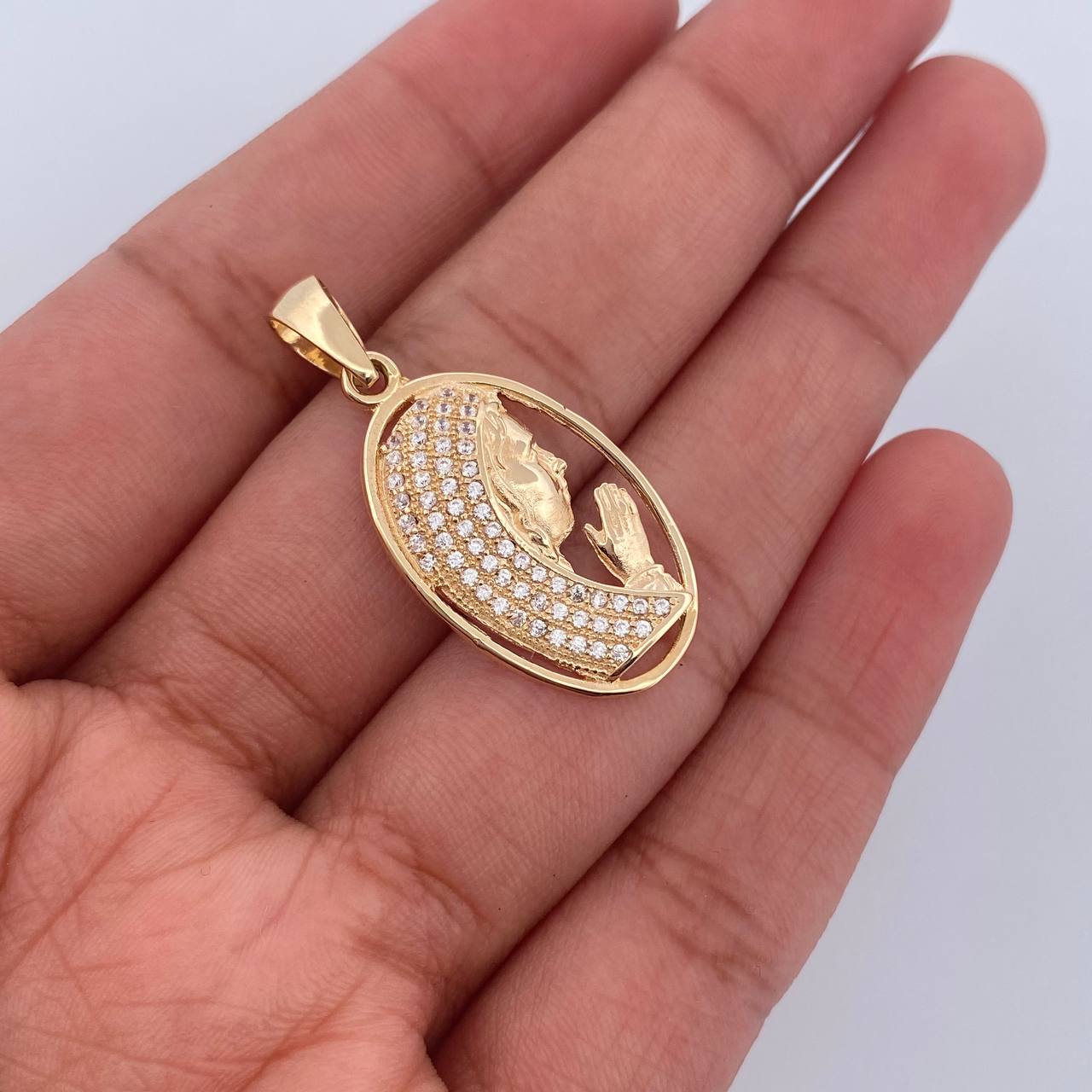 Dije Virgen Maria 2.65gr / 3.2cm / Oro 18K $