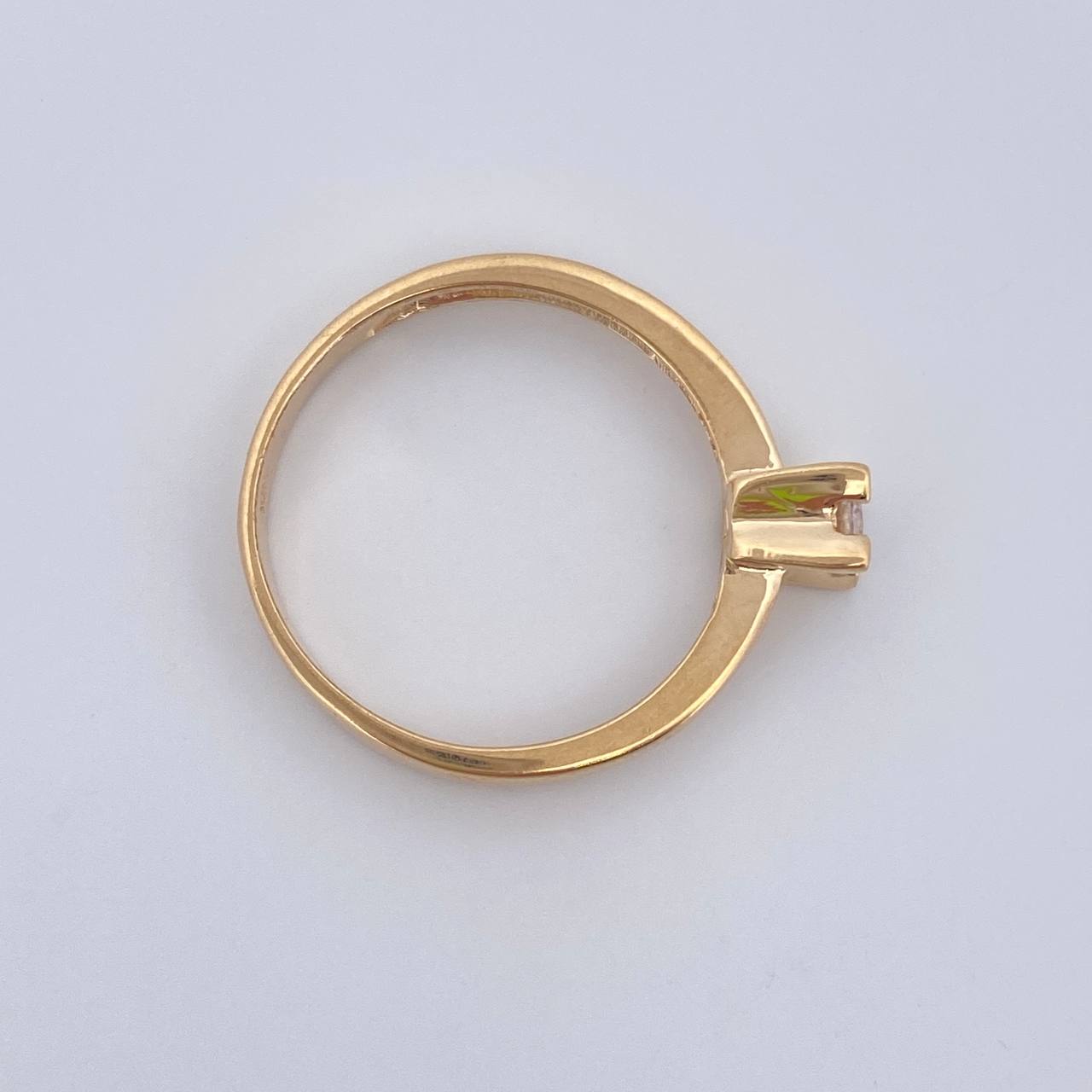 Anillo Solitario 2.45gr / T6 1/4 / Oro 18K &