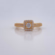 Anillo Halo Cuadrado 3.45gr / T5 1/4 / Oro 18K &