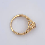 Anillo Halo Cuadrado 3.45gr / T5 1/4 / Oro 18K &