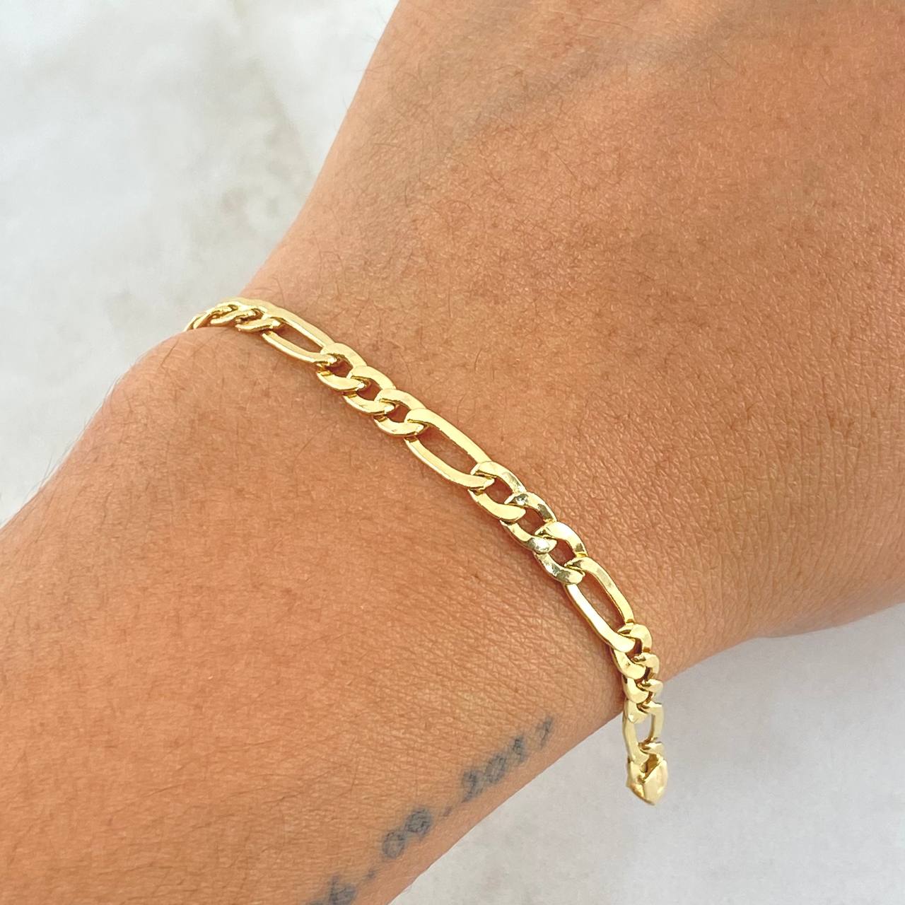 Pulso Figaro 3.55gr / 20cm / +0 Oro 18K