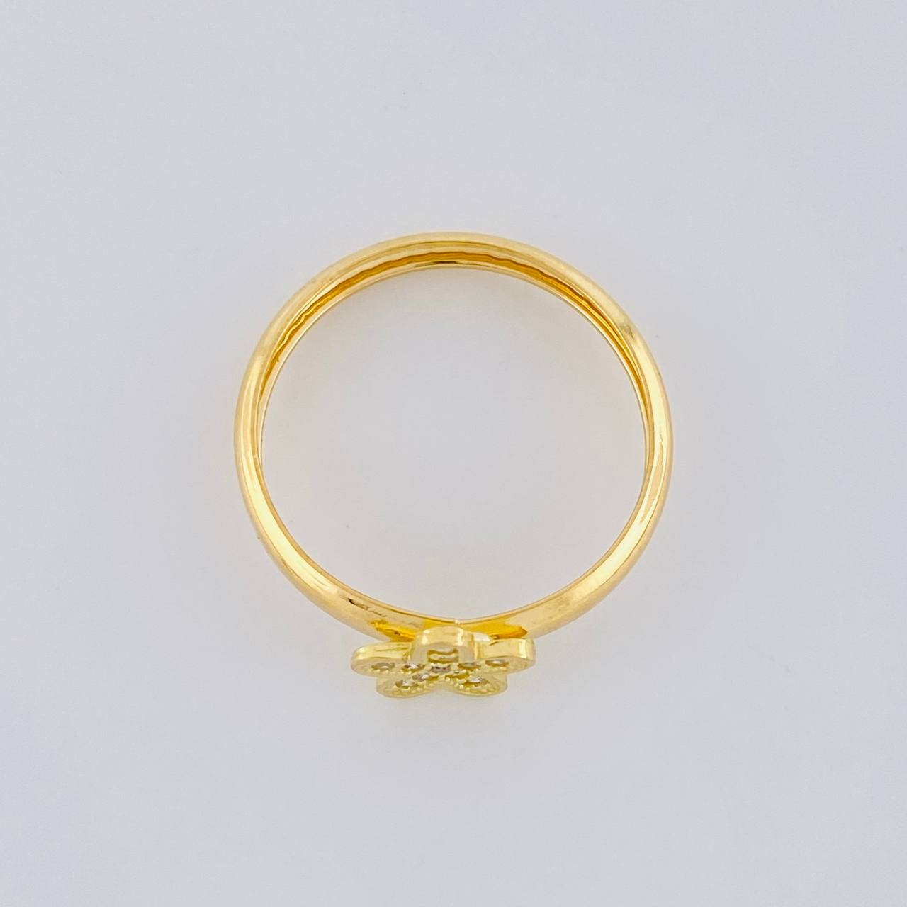 Anillo Flor 0.95 g / T6 3/4 Oro Amarillo 18K