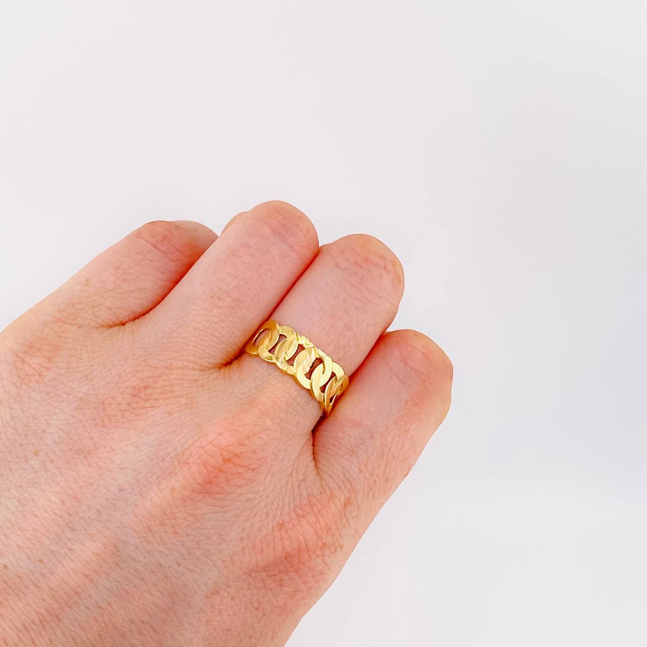 Anillo Cubano 1.85 g / T8 Oro Amarillo 18K