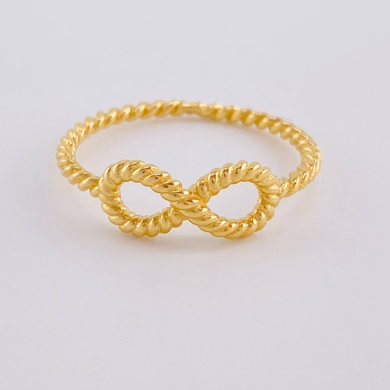Anillo Burbuja Infinito 1.5 g / T6 1/2 Oro Amarillo 18K