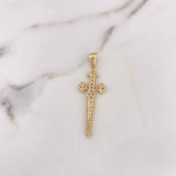 Dije Cruz Daga 3.8gr / 4.6cm / Circones Blancos Dos Oros Amarillo Blanco 18K $