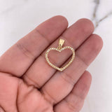 Dije Silueta Corazon 1.5gr / 2.4cm / Circones Blancos Oro Amarillo 18K &