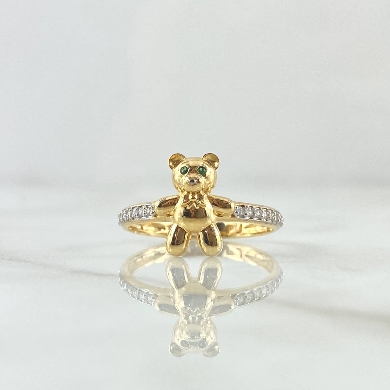 Anillo Oso En Media Churumbela 2.45gr / T7 / Ojos Verdes Circones blancos Oro Amarillo 18K *