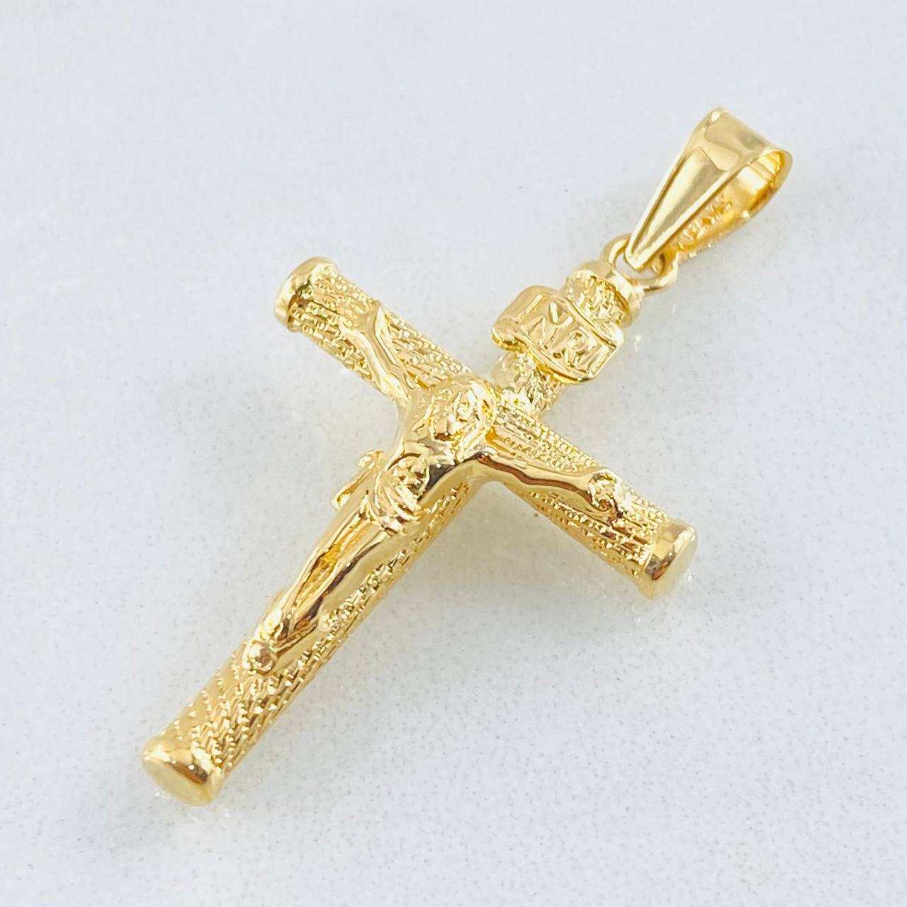 Dije Cruz Cristo 1.25gr / 3.5cm / Oro Amarillo 18K