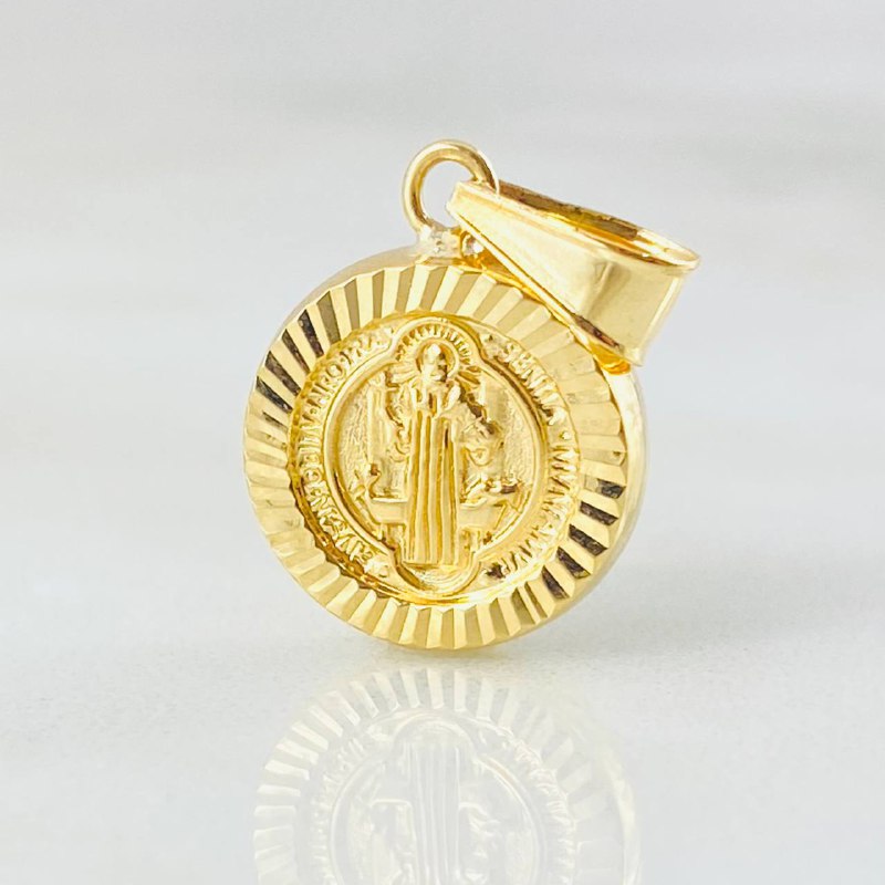 Dije San Benito 1.05gr / 2.2cm / Oro Amarillo 18K