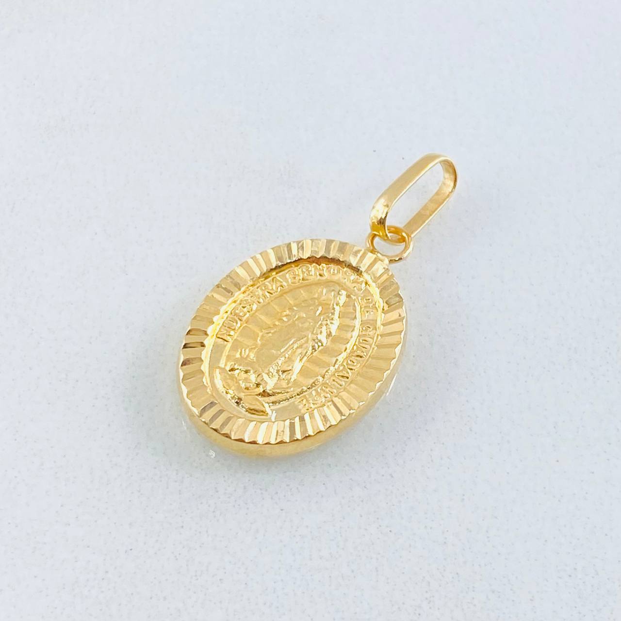 Dije Virgen Guadalupe 1.15gr / 2.4cm / Oro Amarillo 18K *