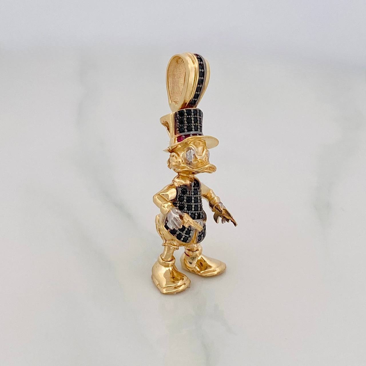 Dije Pato Pistolas 8.35g / 4cm Tres Oros 18K